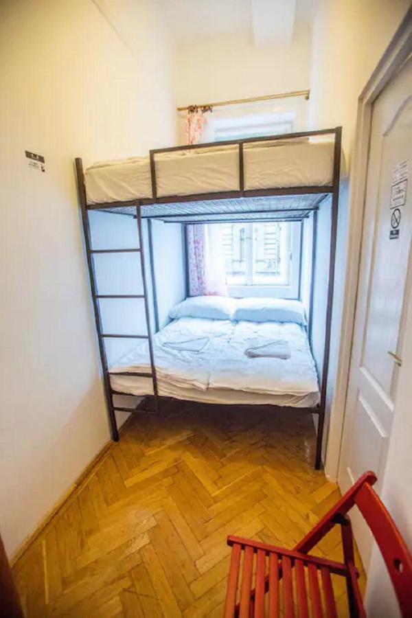 Center Apartment 5 Private Room For 19 People Будапеща Екстериор снимка