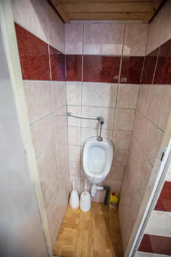 Center Apartment 5 Private Room For 19 People Будапеща Екстериор снимка