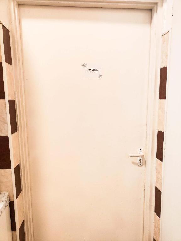 Center Apartment 5 Private Room For 19 People Будапеща Екстериор снимка